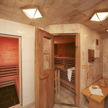 And Cityhotel Edelweiss - Self Check In Guest house 3*