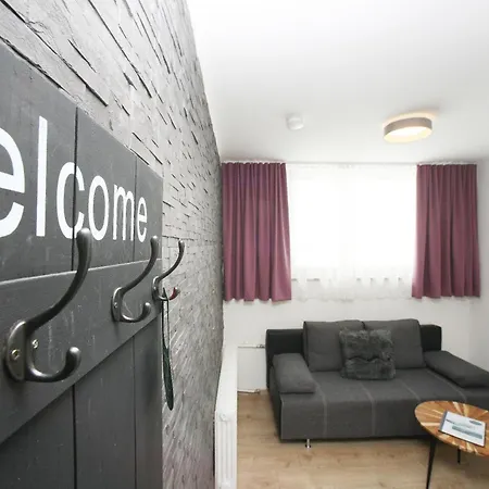 Guest house And Cityhotel Edelweiss - Self Check In 3*