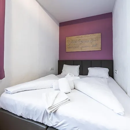 And Cityhotel Edelweiss - Self Check In Guest house