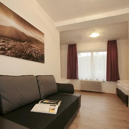 And Cityhotel Edelweiss - Self Check In Guest house Zell am See